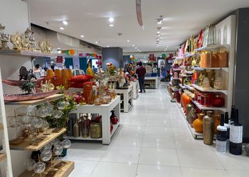 HomeTown-Shopping-Furniture-stores-Hyderabad-Telangana-2