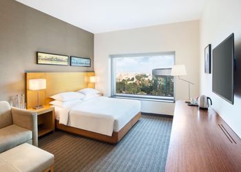 Hyatt-Place-Local-Businesses-4-star-hotels-Hyderabad-Telangana-1