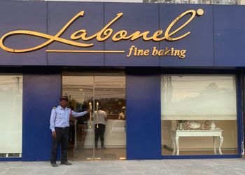 Labonel-Fine-Baking-Food-Cake-shops-Hyderabad-Telangana