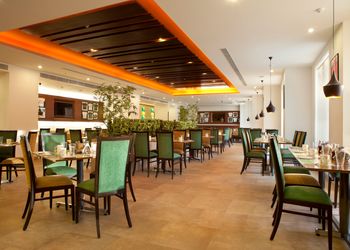 Lemon-Tree-Premier-Local-Businesses-4-star-hotels-Hyderabad-Telangana-2