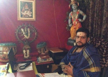 Ravi-Shankar-Guruji-Professional-Services-Astrologers-Hyderabad-Telangana