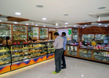 Vellanki-Foods-Food-Sweet-shops-Hyderabad-Telangana-2