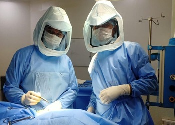 Dr-Nayan-Gupta-Doctors-Cancer-Specialists-Oncologists-Indore-Madhya-Pradesh-2