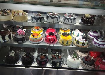 Cake-Hut-Food-Cake-shops-Jaipur-Rajasthan-2