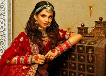 NBE-s-Bridal-Makeup-Studio-Entertainment-Beauty-parlour-Jalgaon-Maharashtra