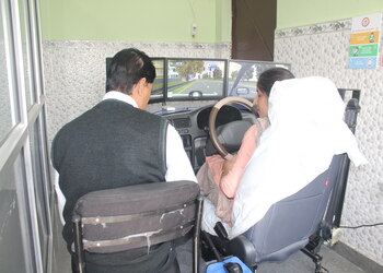 Learn-2-Motor-Driving-School-Education-Driving-schools-Jammu-Jammu-and-Kashmir-2
