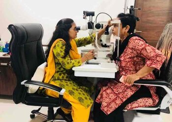 Aum-Eye-Hospital-Health-Eye-hospitals-Jamnagar-Gujarat-1