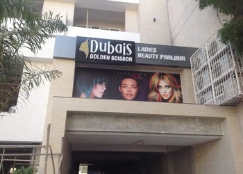 Dubais-Golden-Scissors-Ladies-Beauty-Parlour-Entertainment-Beauty-parlour-Jamnagar-Gujarat