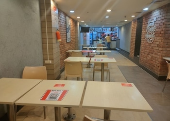 KFC-Food-Fast-food-restaurants-Jamshedpur-Jharkhand-1