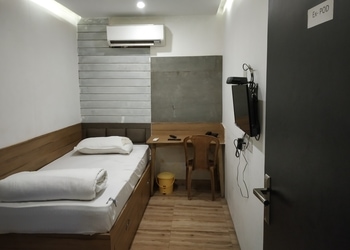 Pod-n-Beyond-Local-Businesses-Budget-hotels-Jamshedpur-Jharkhand-1