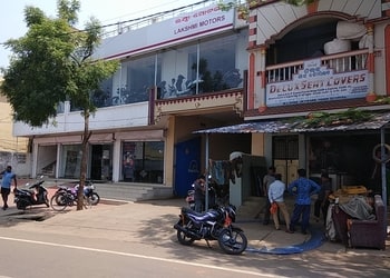 Yamaha-Showroom-Shopping-Motorcycle-dealers-Jeypore-Odisha