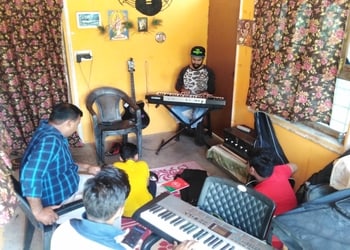 Sumadhur-Music-Classes-Education-Music-schools-Jhansi-Uttar-Pradesh-1