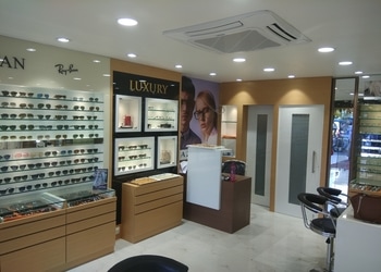 Himalaya-Optical-Shopping-Opticals-Jorhat-Assam-1