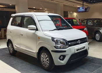 RD-Motors-Maruti-Suzuki-ARENA-Shopping-Car-dealer-Jorhat-Assam-1
