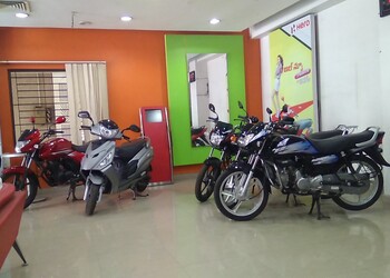 Jayaram-Automobiles-Shopping-Motorcycle-dealers-Kakinada-Andhra-Pradesh-1