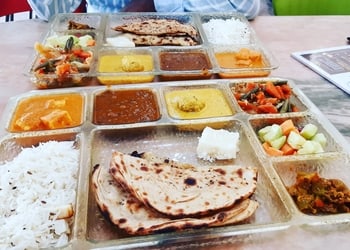 Hotel-Pandit-Food-Pure-vegetarian-restaurants-Kanpur-Uttar-Pradesh-2
