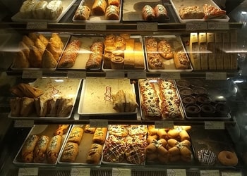 Mr-Brown-Bakery-Food-Cake-shops-Kanpur-Uttar-Pradesh-2