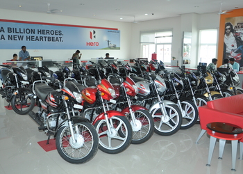 Devesh-Hero-Shopping-Motorcycle-dealers-Karimnagar-Telangana-1
