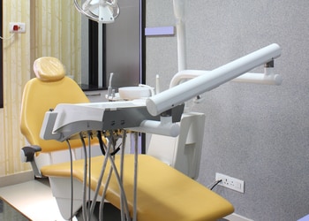 Dental-World-Health-Dental-clinics-Orthodontist-Kasba-Kolkata-West-Bengal-1