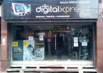 Reliance-Digital-Xpress-Mini-Shopping-Mobile-stores-Kharagpur-West-Bengal