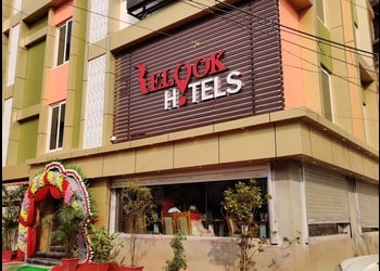 Relook-Hotels-Entertainment-Banquet-halls-Kharagpur-West-Bengal