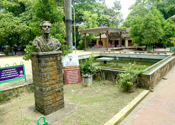 Changampuzha-Park-Entertainment-Public-parks-Kochi-Kerala