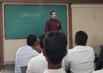 A-R-Shah-Coaching-Classes-Education-Coaching-centre-Kolhapur-Maharashtra