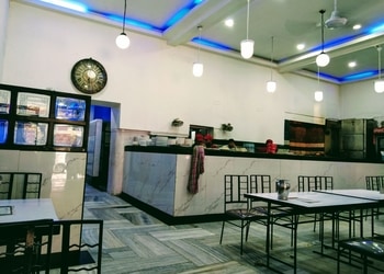 Aminia-Restaurant-Food-Family-restaurants-Kolkata-West-Bengal-1