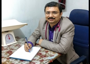 Dr-Sabyasachi-Das-Doctors-Child-Specialist-Pediatrician-Kolkata-West-Bengal