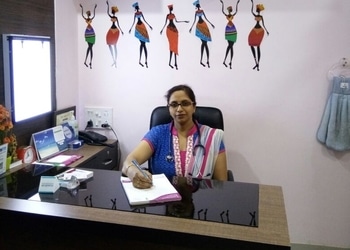 Dr-Vinita-Khemani-Doctors-Gynecologist-doctors-Kolkata-West-Bengal