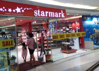 Starmark-Shopping-Book-stores-Kolkata-West-Bengal