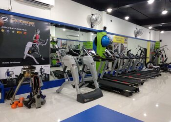 Bolt-Sports-Fitness-Store-Shopping-Sports-shops-Kota-Rajasthan-2