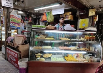 Adhar-Chandra-Das-Sons-Food-Sweet-shops-Krishnanagar-West-Bengal-2