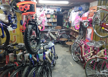 Cycle-House-Shopping-Bicycle-store-Krishnanagar-West-Bengal-1