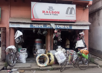 Pal-Cycle-Shopping-Bicycle-store-Krishnanagar-West-Bengal