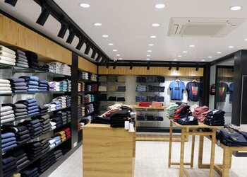 5 Best Clothing stores in Latur, MH - 5BestINcity.com