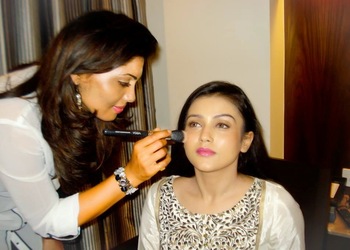 Minakshi-Jaiswal-Entertainment-Makeup-Artist-Lucknow-Uttar-Pradesh