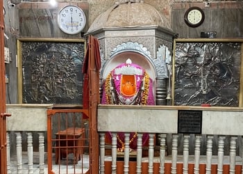 Naya-Hanuman-Temple-Entertainment-Temples-Lucknow-Uttar-Pradesh-1