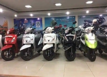 Speed-Motor-Company-Shopping-Motorcycle-dealers-Lucknow-Uttar-Pradesh-1