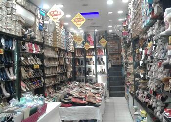 Bawa-Shoes-Shopping-Shoe-Store-Ludhiana-Punjab-2