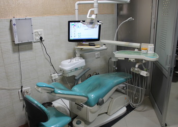 Dr-Goyal-Dental-Super-Speciality-Clinic-Health-Dental-clinics-Ludhiana-Punjab-1