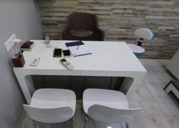 Dr-Vidushi-Singal-Doctors-Dermatologist-doctors-Ludhiana-Punjab-1