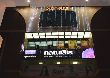 Naturals-Salon-Spa-Entertainment-Beauty-parlour-Madurai-Tamil-Nadu