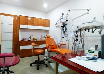 Dr-Tanmoy-Das-Dental-Clinic-Health-Dental-clinics-Malda-West-Bengal-2