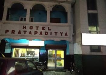 Hotel-Pratapaditya-Local-Businesses-3-star-hotels-Malda-West-Bengal