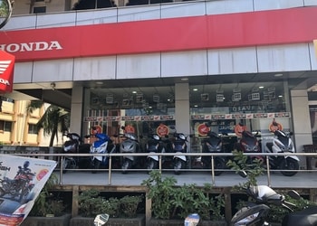 Kanchana-Honda-Showroom-Shopping-Motorcycle-dealers-Mangalore-Karnataka-2