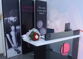 Lakm-Salon-Entertainment-Beauty-parlour-Mangalore-Karnataka
