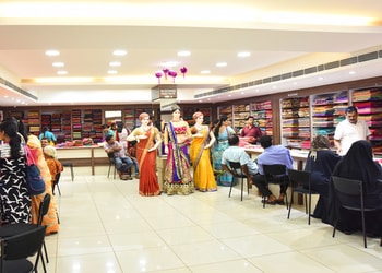 Paavani-Silks-and-Fabrics-Shopping-Clothing-stores-Mangalore-Karnataka-1