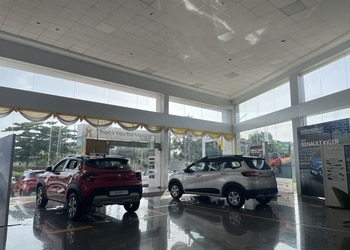 Renault-Shopping-Car-dealer-Mangalore-Karnataka-1