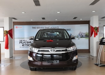 Grand-Toyota-Shopping-Car-dealer-Meerut-Uttar-Pradesh-1